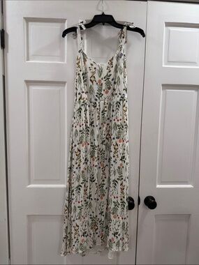 Tabitha Cream Maxi Dress with Green and Multicolor Botanical Print